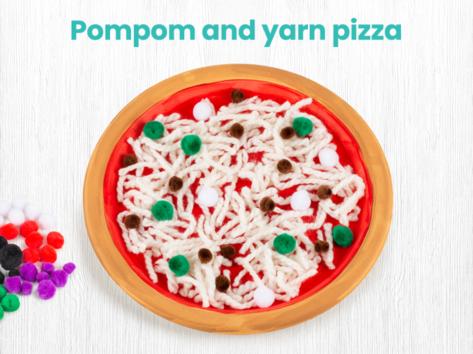 Pompom and yarn pizza - Pretend play